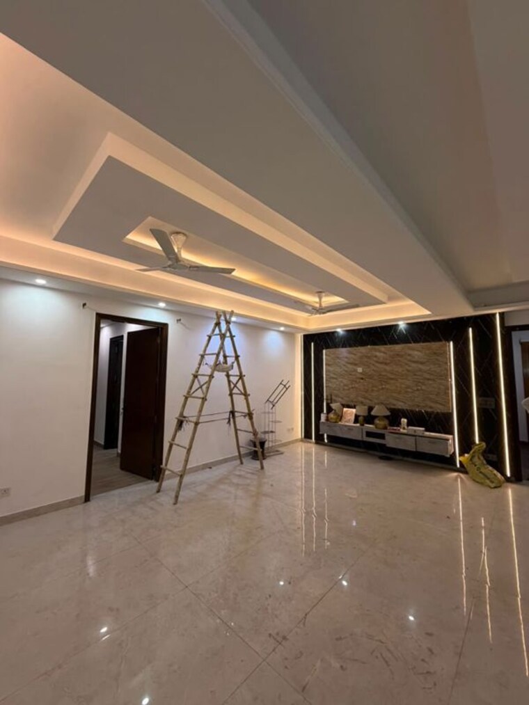 Living Room, saket 3 Bedroom 12000 Sq.Ft. Builder Floor In Saket Delhi 10514865