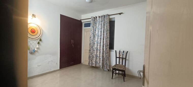 Room, sector 23 2 Bedroom 1350 Sq.Ft. Builder Floor In Sector 23 Gurgaon 10519132