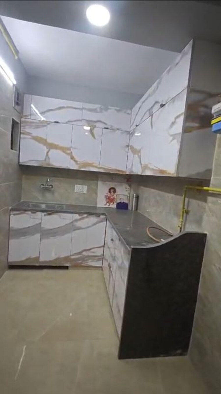 Kitchen, lajpat nagar ii 2 Bedroom 900 Sq.Ft. Builder Floor In Lajpat Nagar ii Delhi 10519131