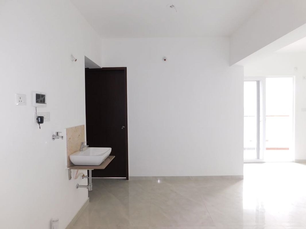 3 BHK 1300 Sq.Ft. Apartment in Rolling Hills ABC