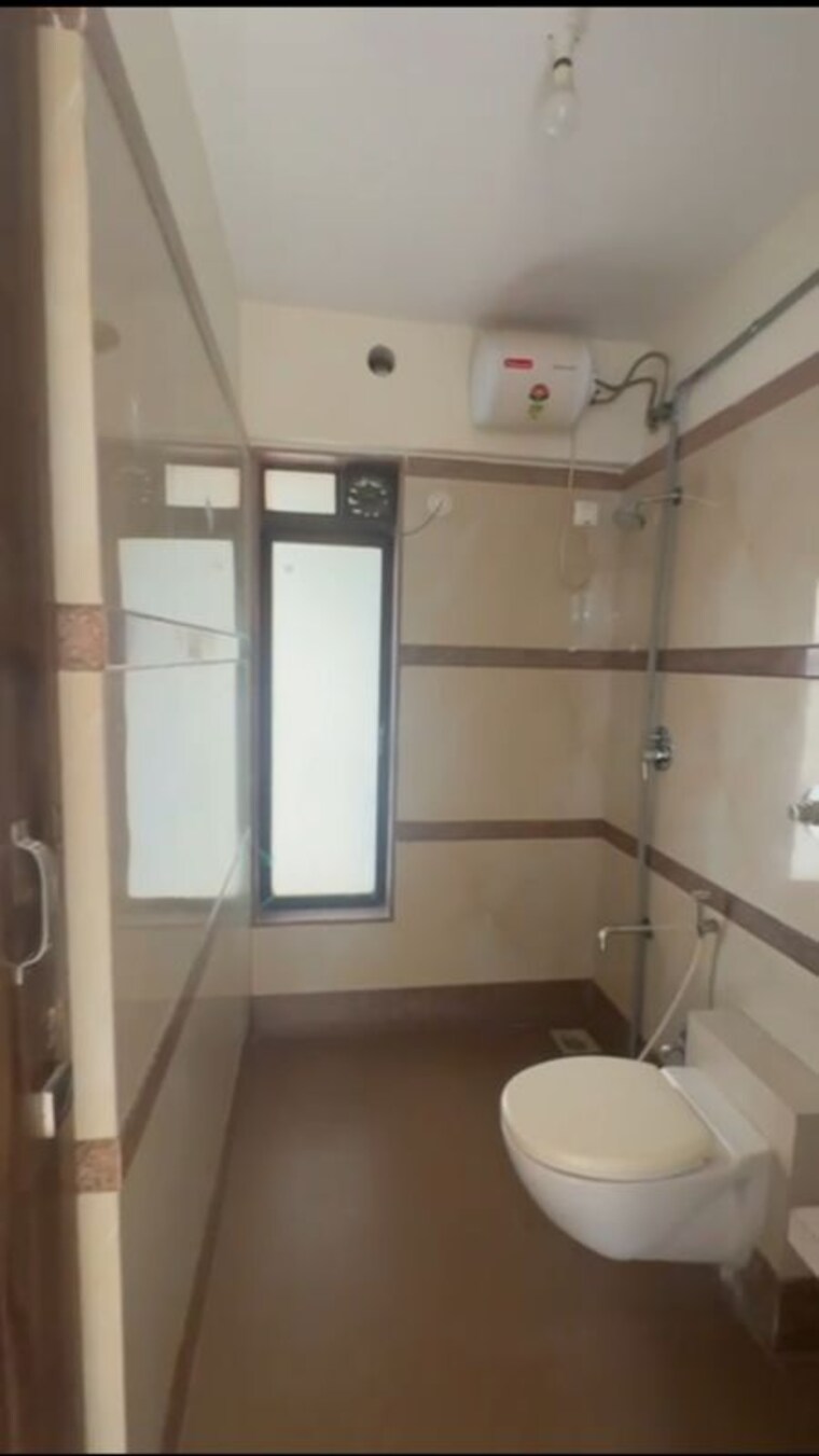 Bathroom, chandak-stella 3 Bedroom 881 Sq.Ft. Apartment In Goregaon West Mumbai 10519173