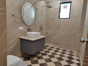 Bathroom in 3 BHK Builder Floor at Sector 21 – for Rent