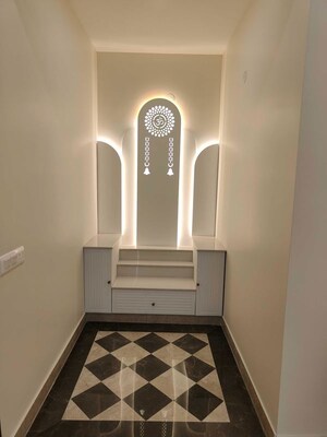 Furnished Amenities in 3 BHK Builder Floor at Sector 21 – for Rent