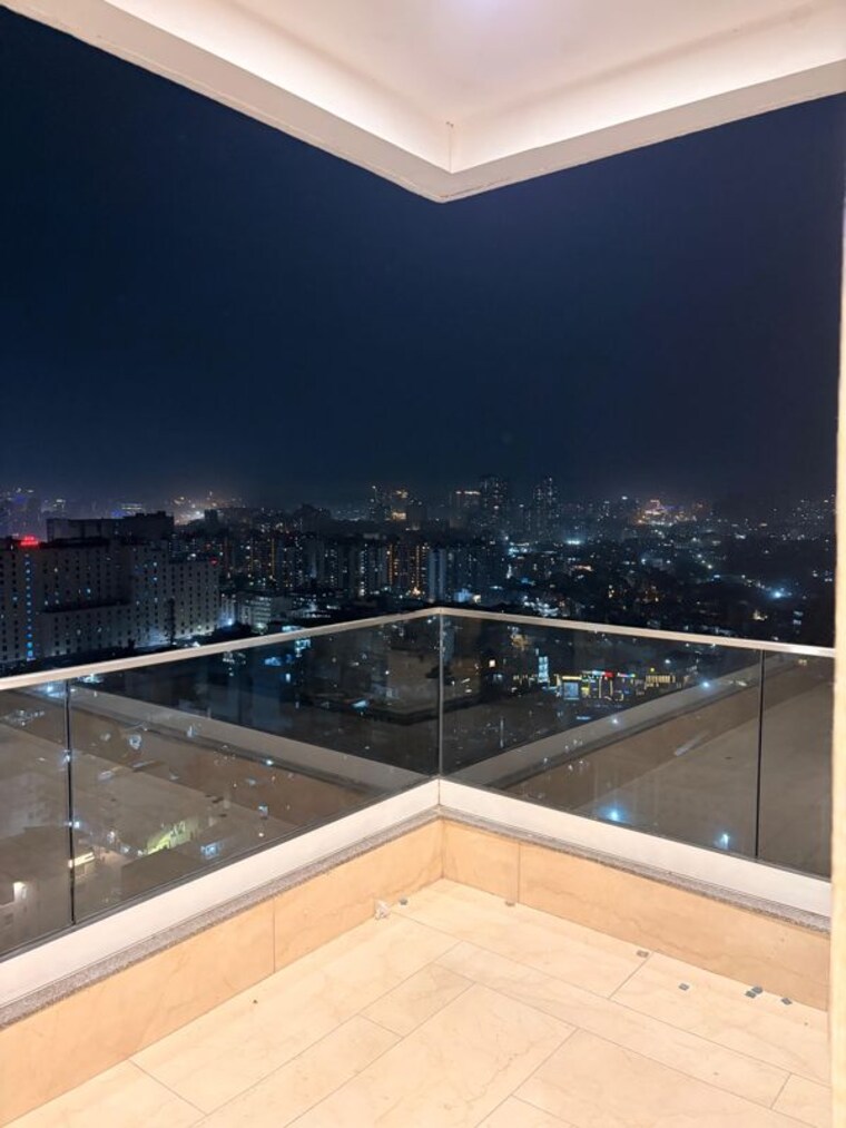 Balcony, central-park-bellavista-towers Studio 1300 Sq.Ft. Apartment In Sector 48 Gurgaon 10519185