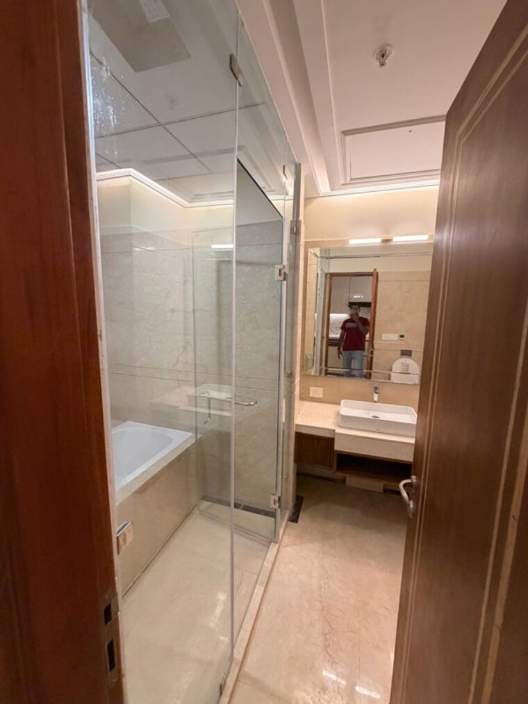 Bathroom, central-park-bellavista-towers Studio 1300 Sq.Ft. Apartment In Sector 48 Gurgaon 10519185