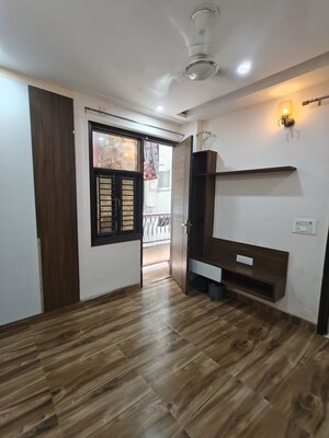 Room in 2 BHK Builder Floor at Uttam Nagar – for Rent