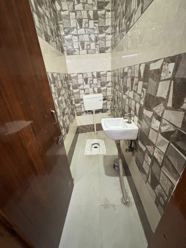Balcony, budella 3 Bedroom 800 Sq.Ft. Builder Floor In Budella Delhi 10519228