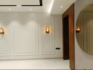 Room in 3 BHK Builder Floor at Sector 21 – for Rent