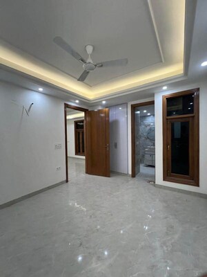 Room in 2 BHK Builder Floor at Saket – for Sale