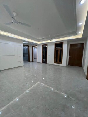 Room in 2 BHK Builder Floor at Saket – for Sale