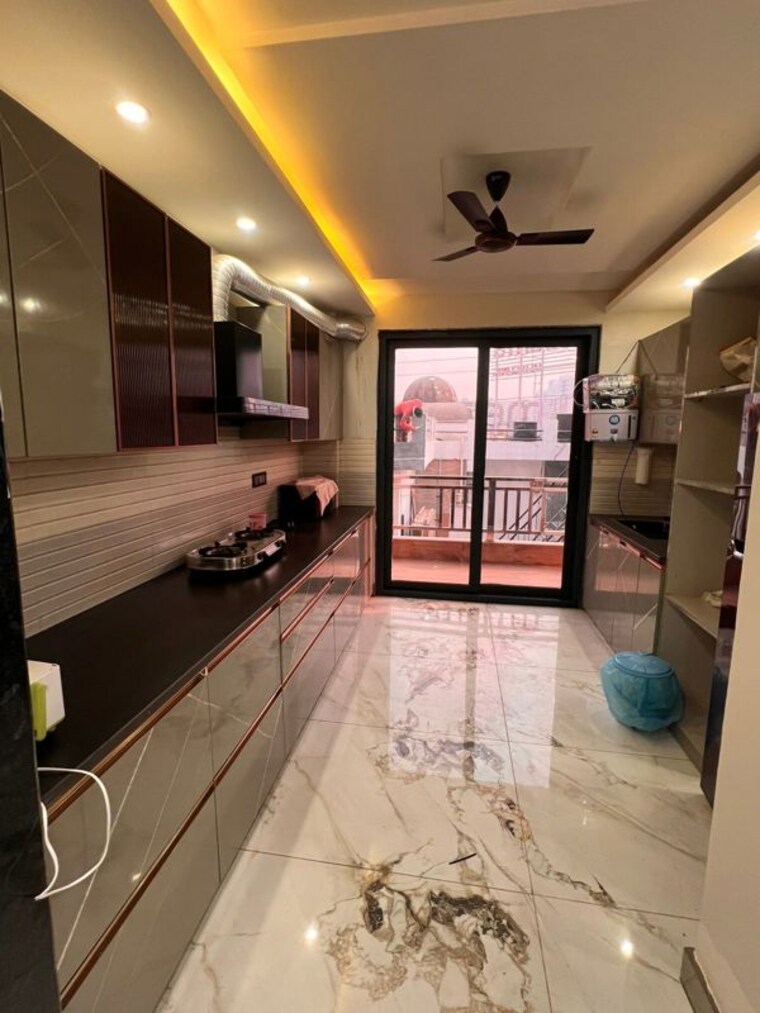  Parking, sector 38 4 Bedroom 2100 Sq.Ft. Builder Floor In Sector 38 Gurgaon 10519286