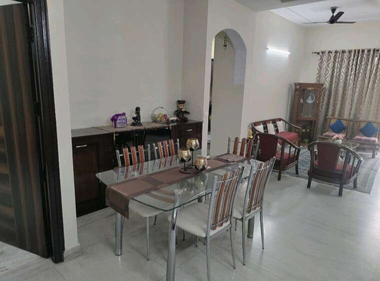 Dining area, sector 46 6+ Bedroom 200 Sq.Mt. Independent House In Sector 46 Noida 10519285
