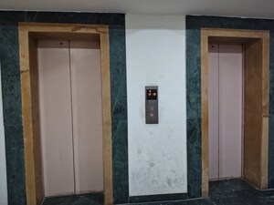 Lift in 2 BHK Apartment at Ramprastha City The Edge Towers, Sector 37d – for Rent