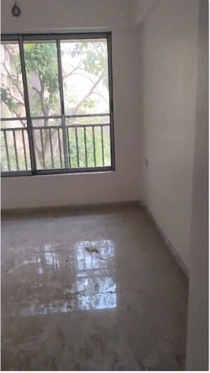 Bedroom in 3 BHK Apartment at Sabari Mira, Chembur – for Rent