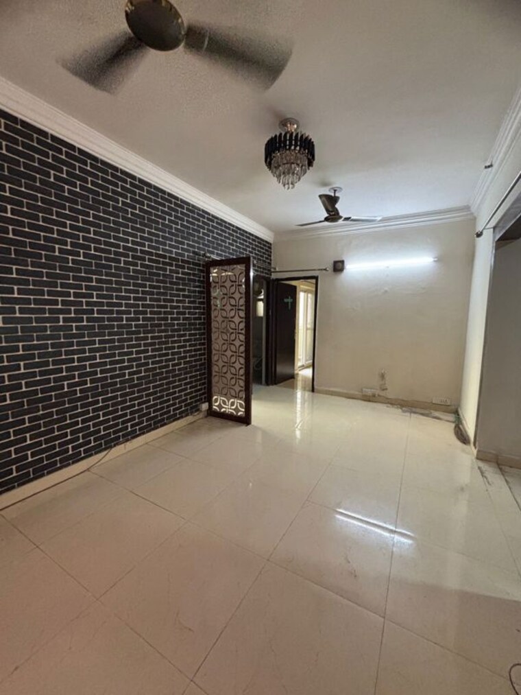 Bathroom, paramount-emotions 2 Bedroom 950 Sq.Ft. Apartment In Sector 1 Greater Noida Greater Noida 10519303
