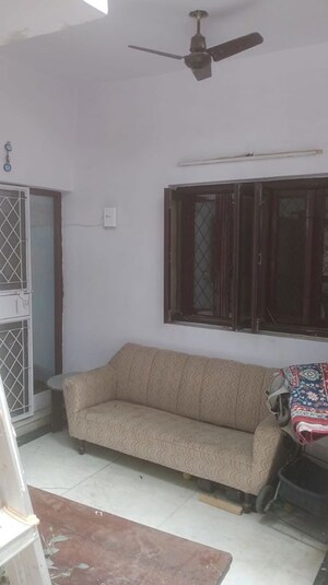 3 BHK Builder Floor For Sale in Sukhdev Vihar