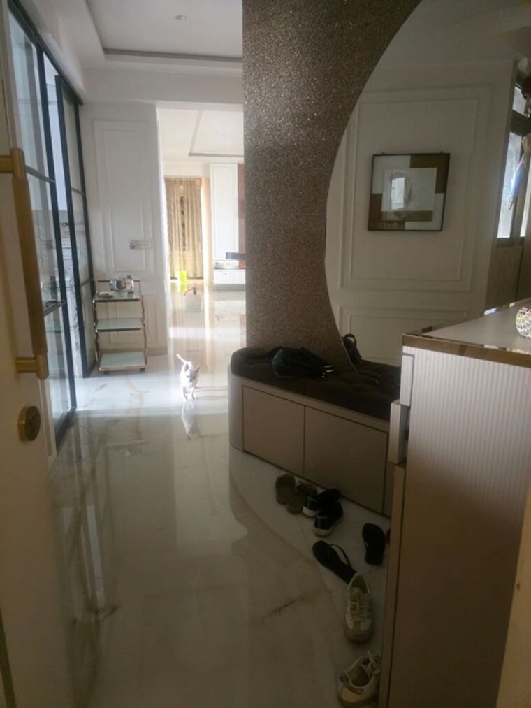 Bathroom, transcon-triumph-tower 3 Bedroom 2100 Sq.Ft. Apartment In Andheri West Mumbai 10519311