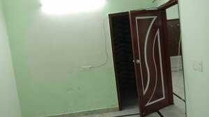 Furnished Amenities in 3 BHK Builder Floor at Sector 9 – for Rent