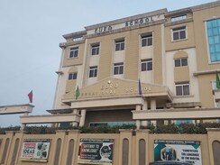 2 BHK Apartment For Rent in Ramprastha City The Edge Towers
