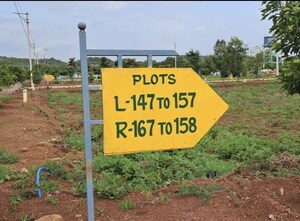  Plot For Sale in Peddapur
