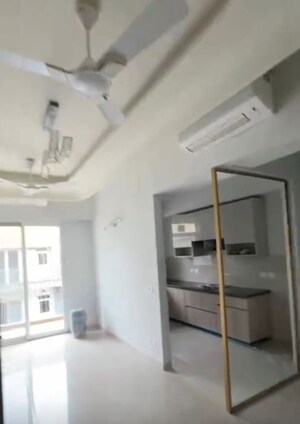 2 BHK Apartment For Rent in Smart World Orchard, Sector 61