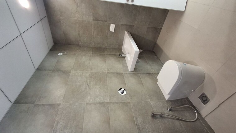 Bathroom, sumadhura-olumpus 3.5 Bedroom 2880 Sq.Ft. Apartment In Nanakramguda Hyderabad 10519351