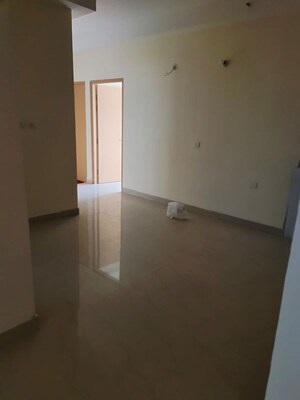 Room in 2.5 BHK Apartment at UPAVP Ganga Yamuna And Hindon Enclave, Pratap Vihar – for Sale