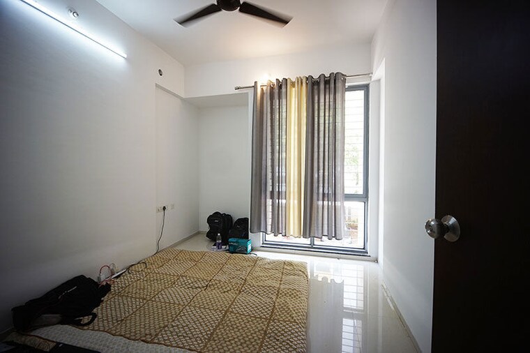 Bedroom, saarrthi-skybay 2 Bedroom 716 Sq.Ft. Apartment In Mahalunge Pune 10519374