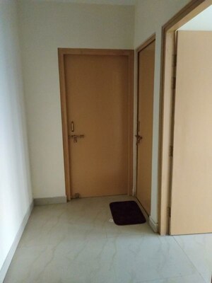 Room in 3 BHK Apartment at UPAVP Ganga Yamuna And Hindon Enclave, Pratap Vihar – for Sale
