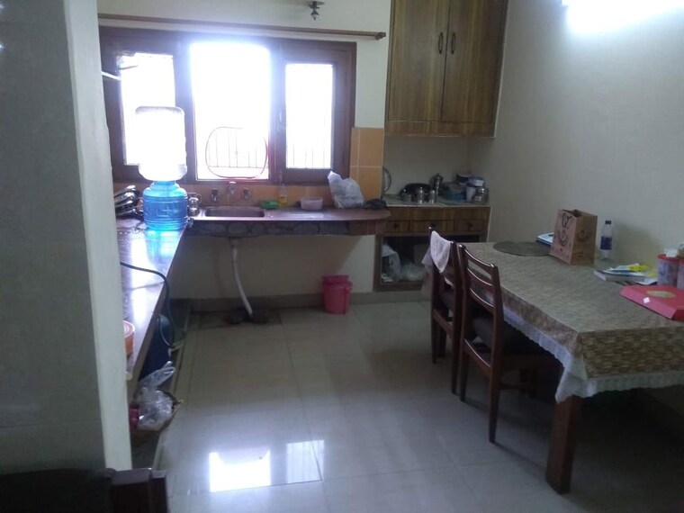 Kitchen, sector 36 2 Bedroom 300 Sq.Mt. Villa In Sector 36 Noida 10519412