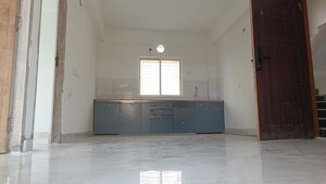 Room in 1 BHK Apartment at Kolkatta Gpo – for Sale