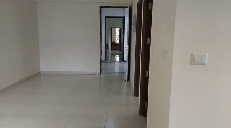 undefined, emenox-la-solara 3 Bedroom 1365 Sq.Ft. Apartment In Sector 16 Greater Noida Greater Noida 10519393