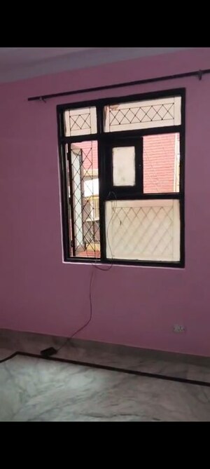 Room in 2 BHK Builder Floor at Mehrauli – for Rent