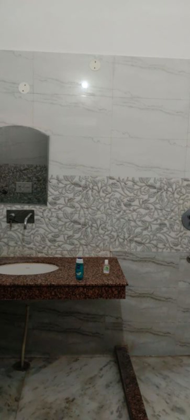 Bathroom, kharar mohali road 2 Bedroom 1250 Sq.Ft. Apartment In Kharar Mohali Road Kharar 10519435