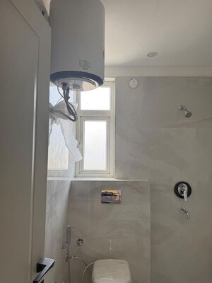 Bathroom in 1 BHK Builder Floor at Brs Nagar – for Rent