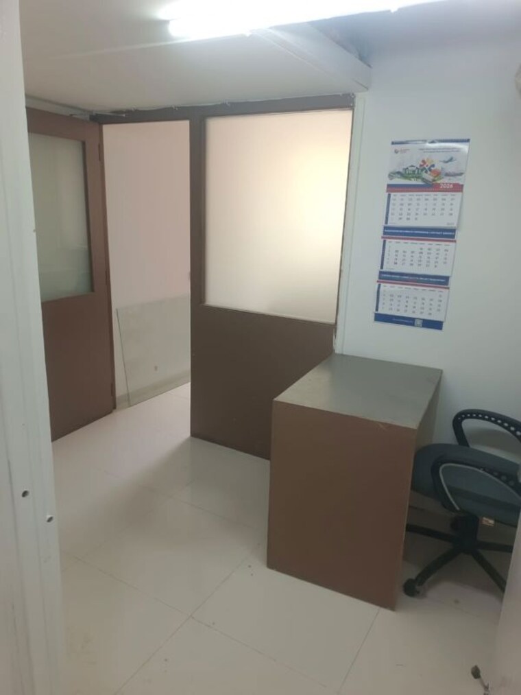 Team Area, usmanpura Commercial Office Space 200 Sq.Ft. In Usmanpura Ahmedabad 10519459