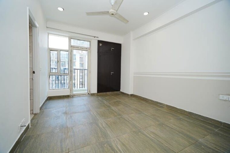 Room, gaur-city 2.5 Bedroom 1175 Sq.Ft. Apartment In Sector 4 Greater Noida Greater Noida 10519474