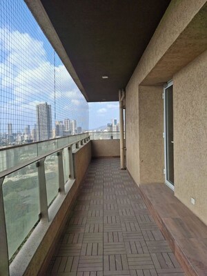Kitchen in 3 BHK Apartment at Lokhandwala Minerva Mahalaxmi, Mahalaxmi – for Rent