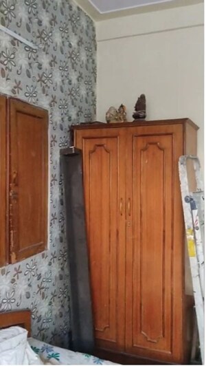 Bedroom in 2 BHK Apartment at Chembur – for Rent