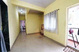 Room in 2 BHK Apartment at Old Sangvi – for Sale
