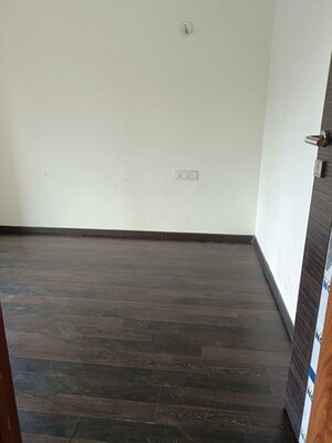 Room in 1 BHK Apartment at Paradise  Sai Wonder, Kharghar – for Sale