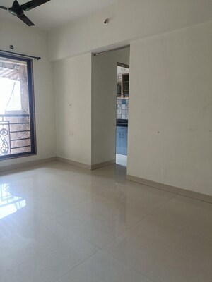 Room in 1 BHK Apartment at Paradise  Sai Wonder, Kharghar – for Sale