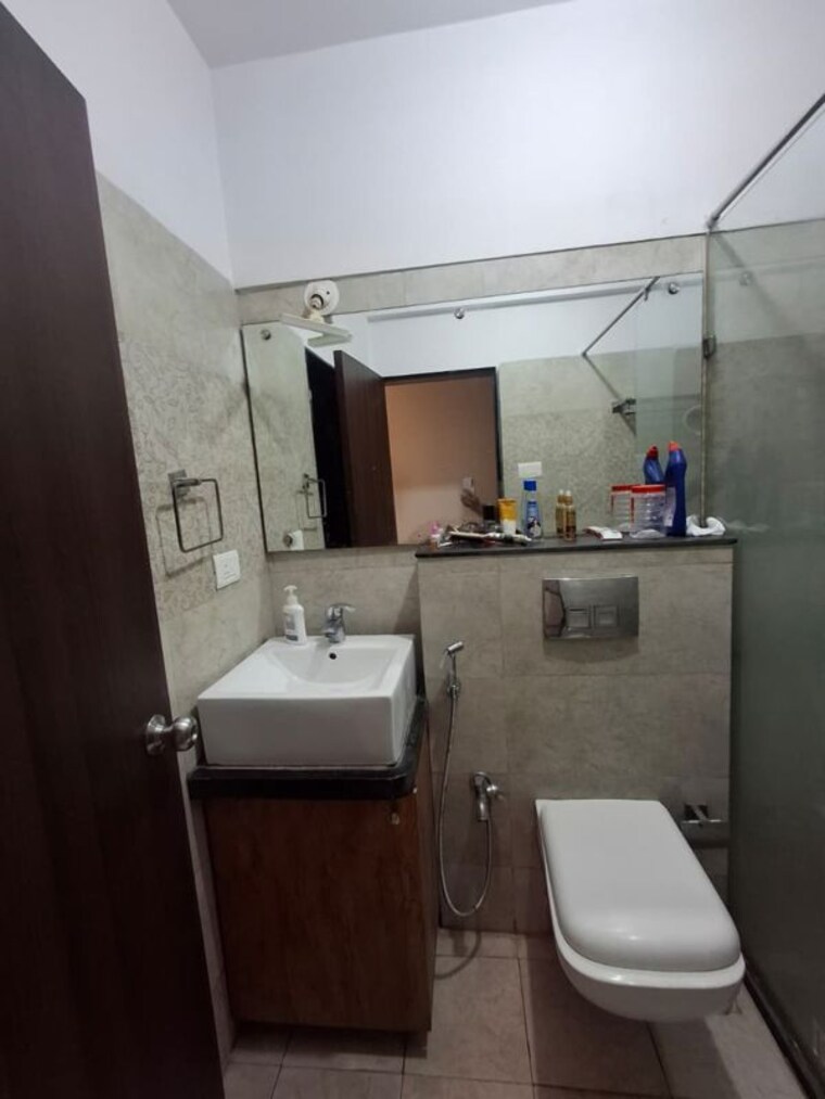 Team Area, lokhandwala-octacrest 2 Bedroom 780 Sq.Ft. Apartment In Kandivali East Mumbai 10519605