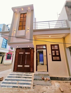 2 BHK Independent House For Sale in Jankipuram