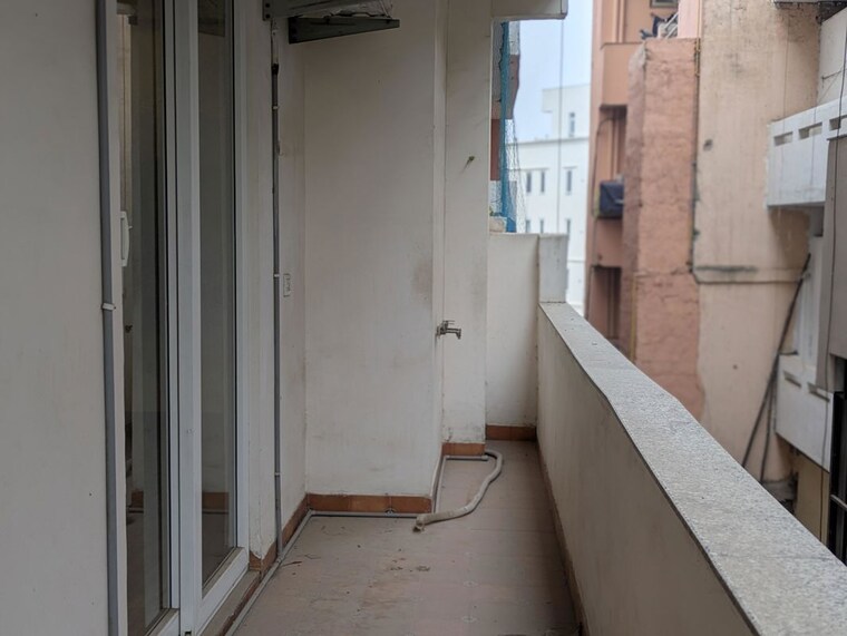 Balcony, sector 22 2 Bedroom 1300 Sq.Ft. Builder Floor In Sector 22 Gurgaon 10519628