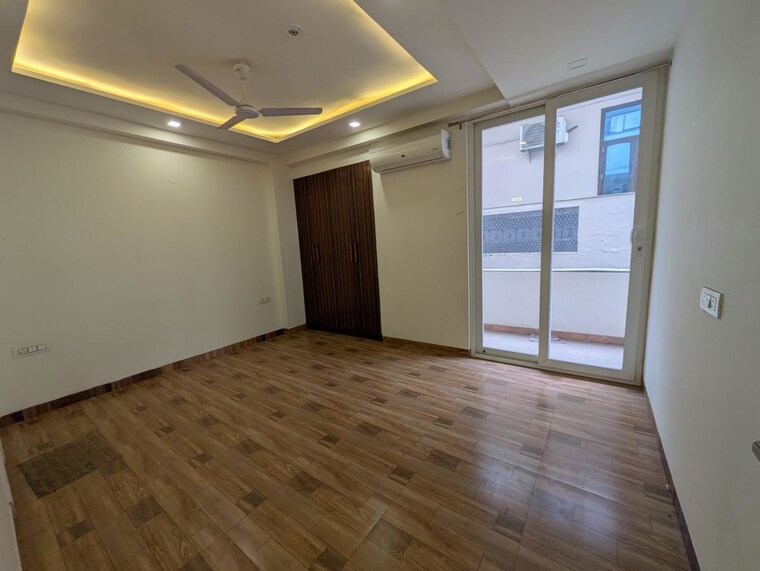 Room, sector 22 2 Bedroom 1300 Sq.Ft. Builder Floor In Sector 22 Gurgaon 10519628