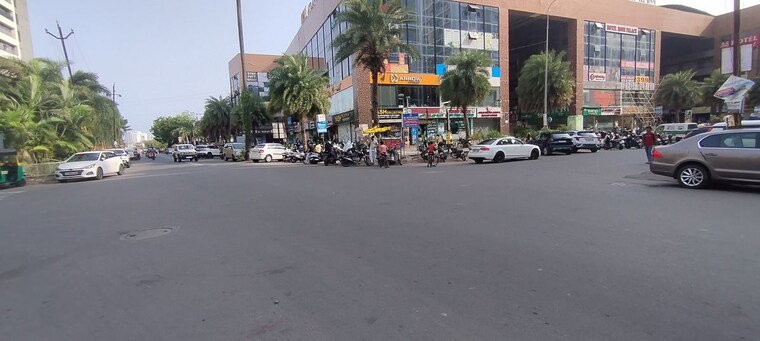 Exterior View, bharthana Commercial Showroom 400 Sq.Ft. In Bharthana Surat 10519632