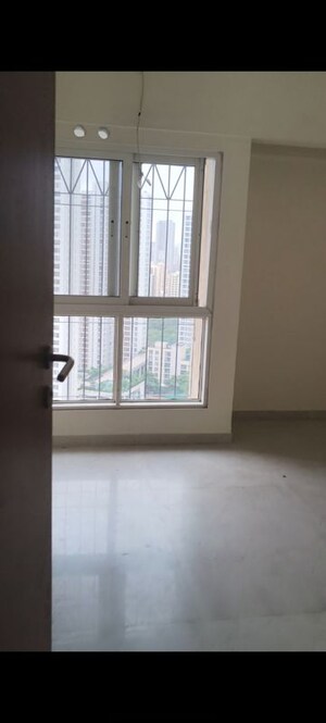 Room in 2 BHK Apartment at Dosti West County, Balkum Pada – for Rent
