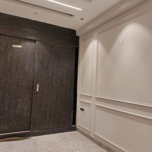 Building Lobby in 1 BHK Builder Floor at Palam Vihar Residents Association, Palam Vihar – for Rent