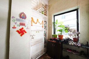  2 BHK Apartment at Ganesh Nagar – for Sale